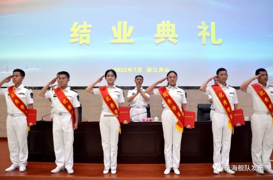 同心共筑生命线 扬帆东海启新程——东部战区海军首期预任政治军